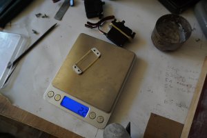вес крепежа сервоприводов
